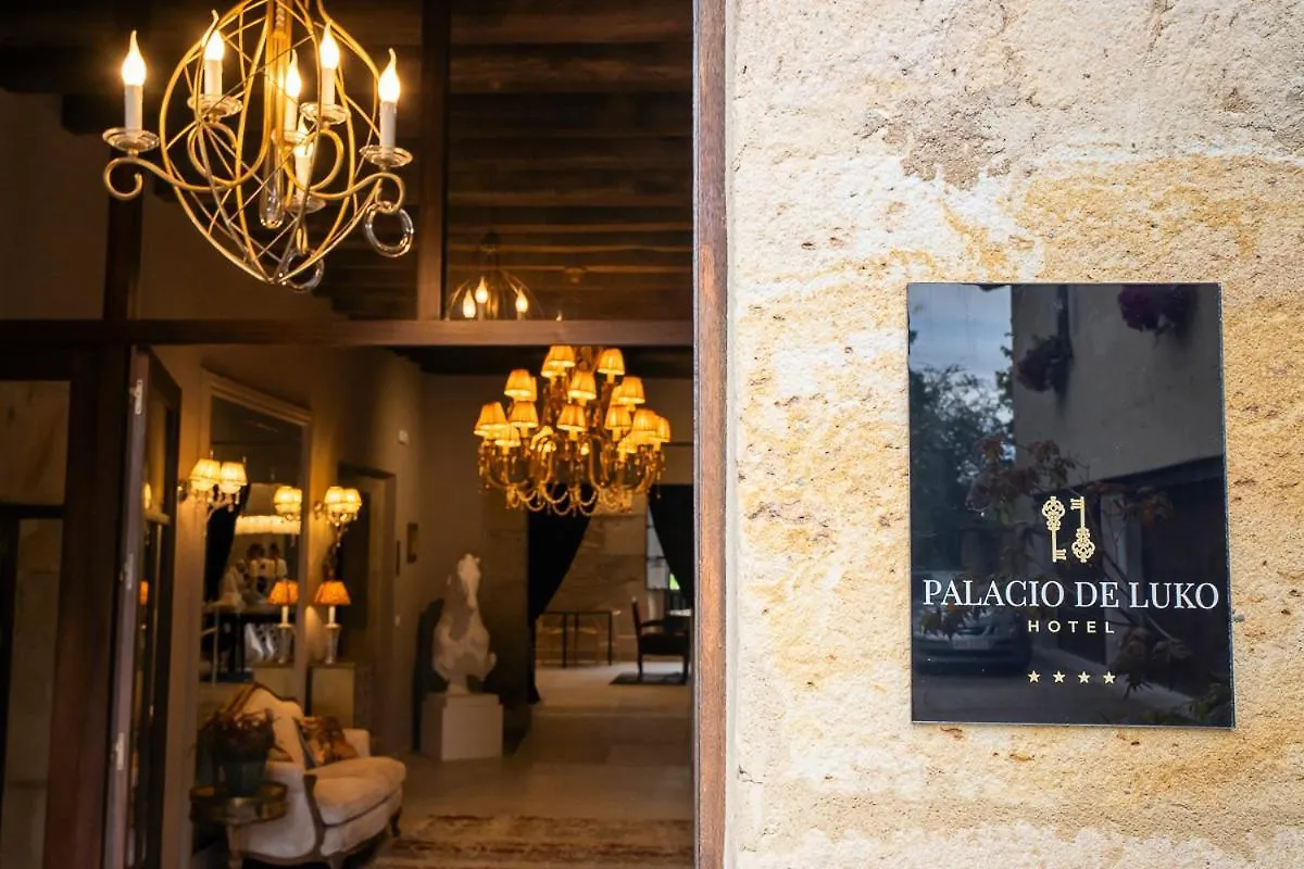 Hotel Palacio De Luko ספרד